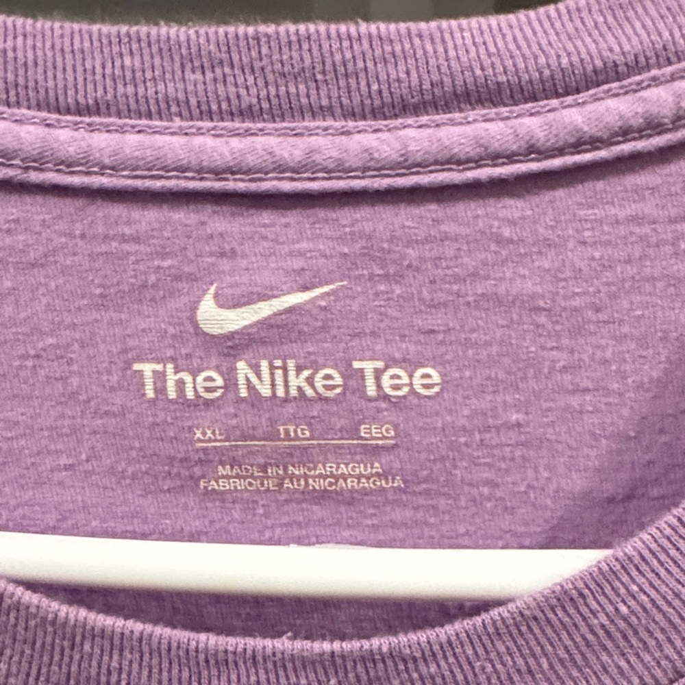 Nike Men's Lavender Just Do It Tee - Picture 2 of 2